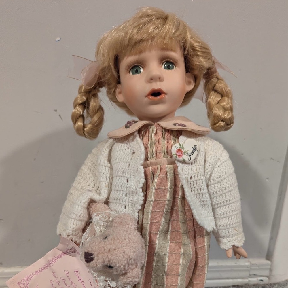 Porcelain Doll Uni Collection